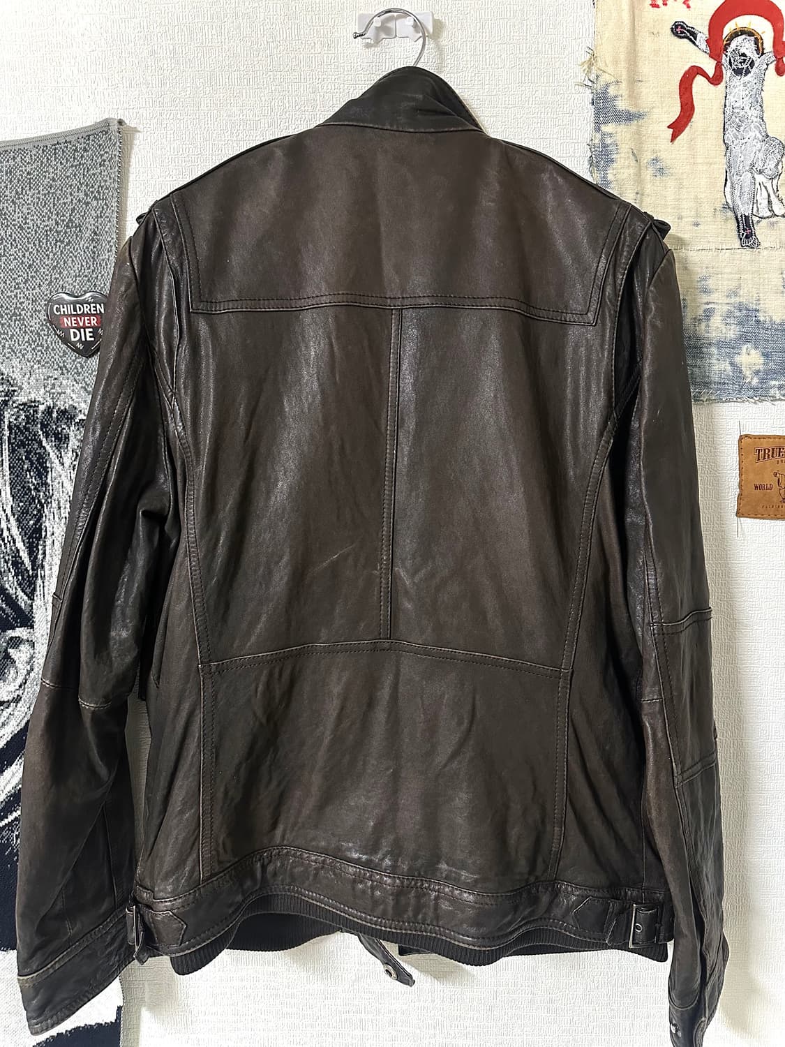 램스킨 디태처블 립 디테일 멀티포켓 레더자켓 상품이미지7