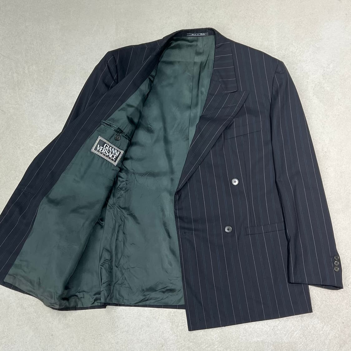 지아니베르사체 스트라이프 블레이저 s09729 상품이미지3