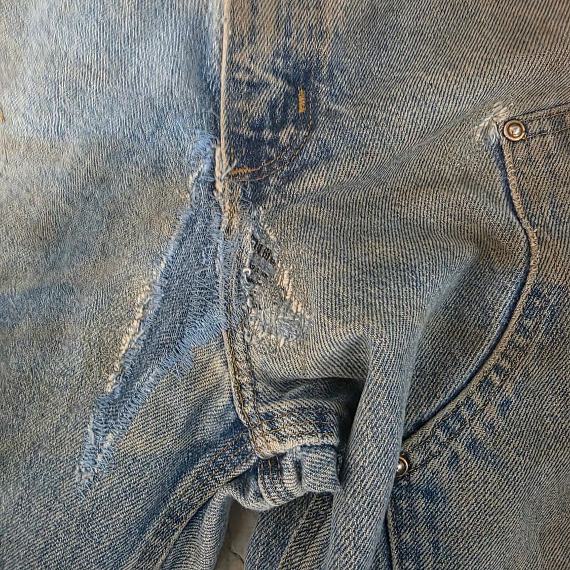 [34X32] 빈티지 칼하트 더블니 B73 DST 데님팬츠 헬 트래쉬드 상품이미지4
