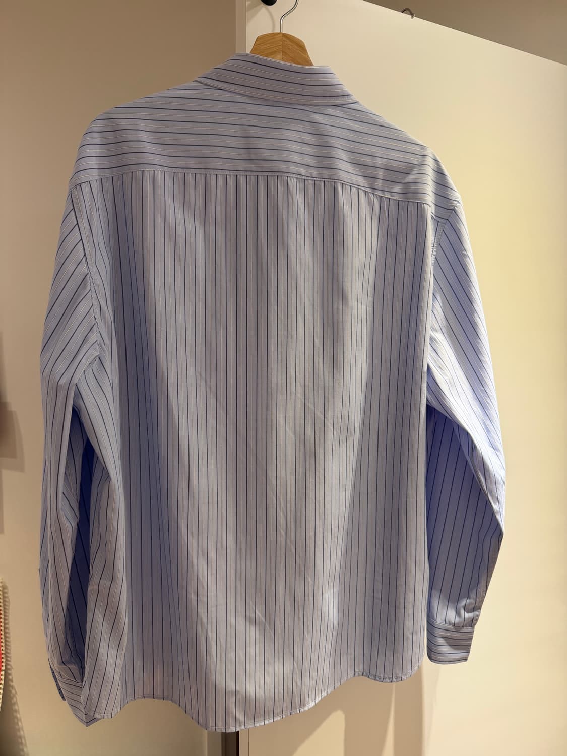 틀영 op 라이트 스트라이프 셔츠 / 올데이 투포켓 샴브레이 셔츠 XL 상품이미지3