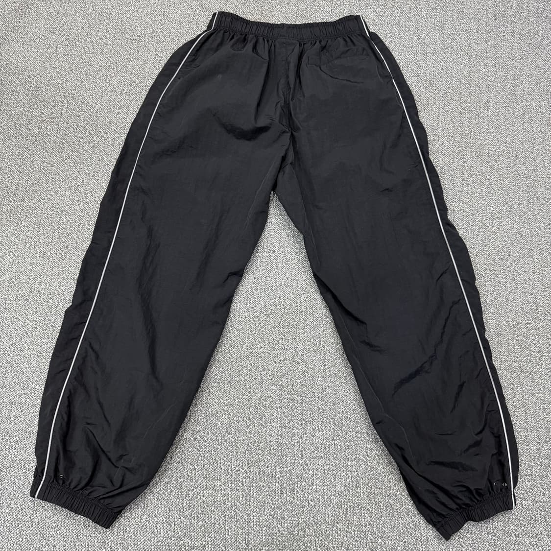 3 본투윈 BORNTOWIN 우븐 나일론 와이드 조거 팬츠 바지 상품이미지2