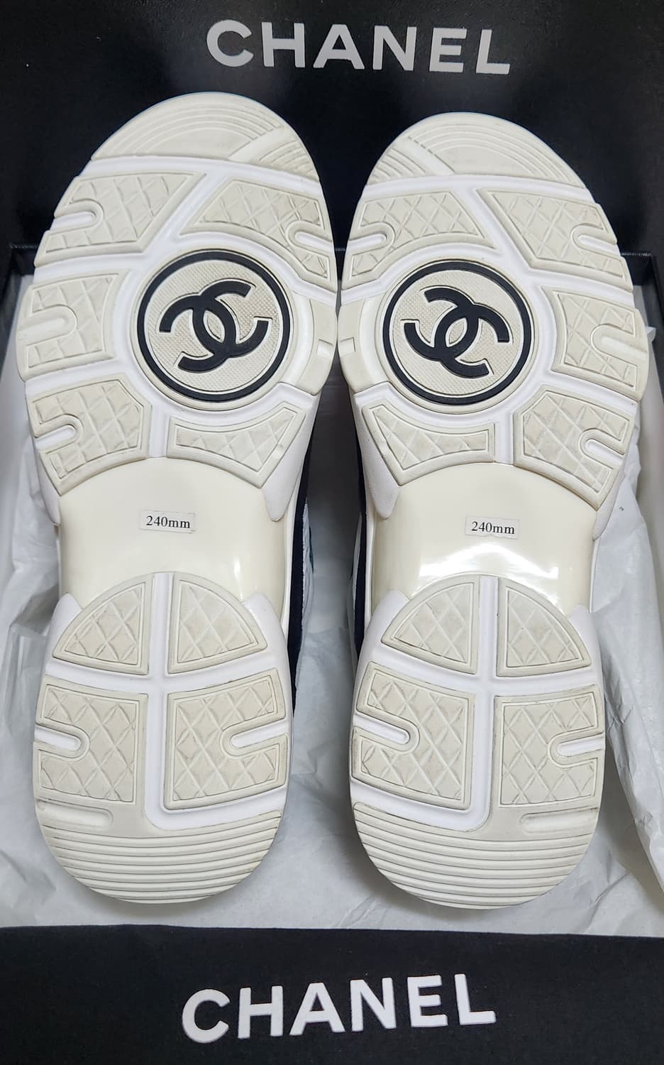 [정품] 샤넬 스니커즈 운동화 CC로고 화이트/블랙/오렌지37 새상품급  상품이미지7