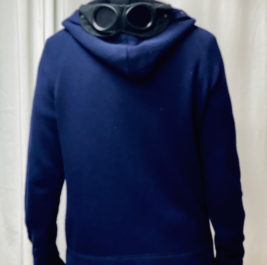 cp컴퍼니 고글 니트 후드 집업 네이비 105사이즈 상품이미지3