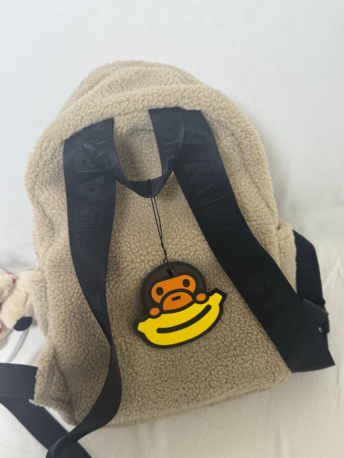 베이프 마일로 퍼 백팩 상품이미지2