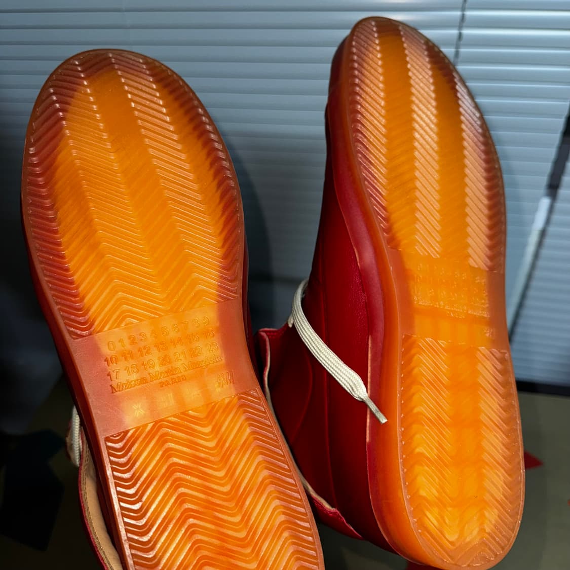 Maison Margiela × H&M High-Top Sneakers 상품이미지7