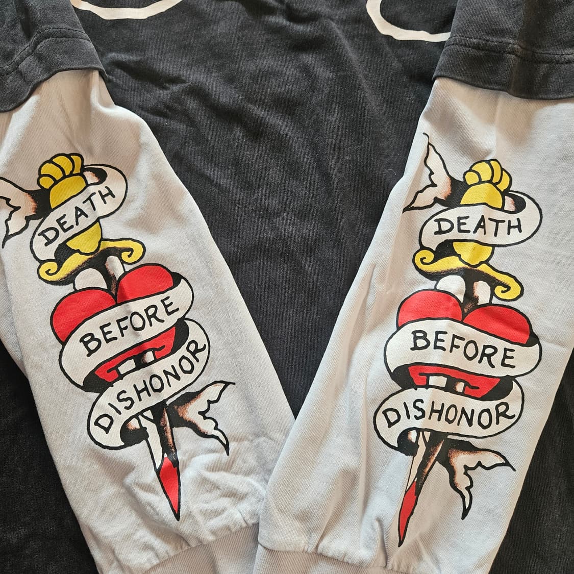 [새제품] 에드하디 롱슬리브 긴팔티 상품이미지4