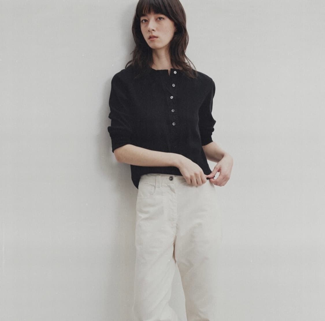 Vintage button t-shirt 블랙 상품이미지2