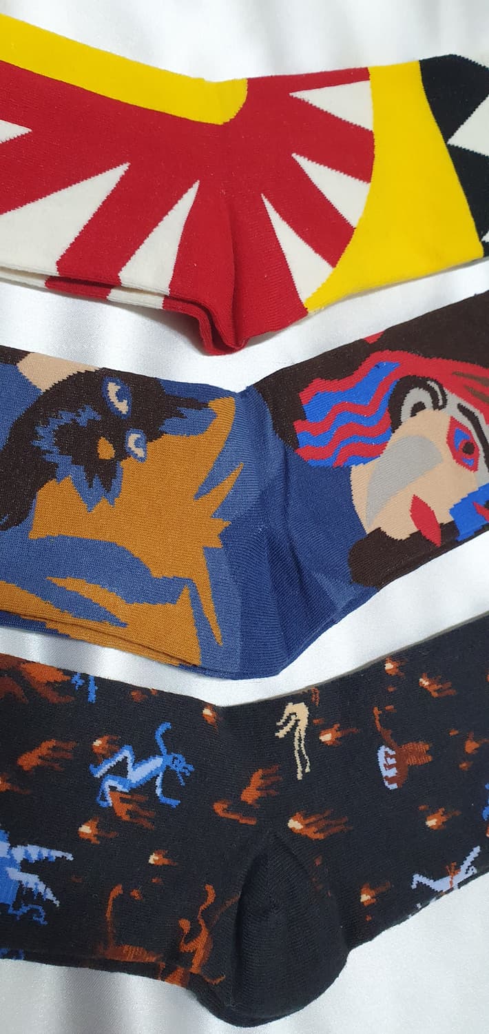 블루 퍼플 옐로우 블랙 인물화  Maison 본메종 양말 상품이미지7