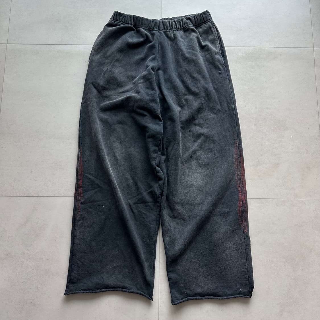 카미야 24fw 워시드 플레임프린트 스웻팬츠 상품이미지1