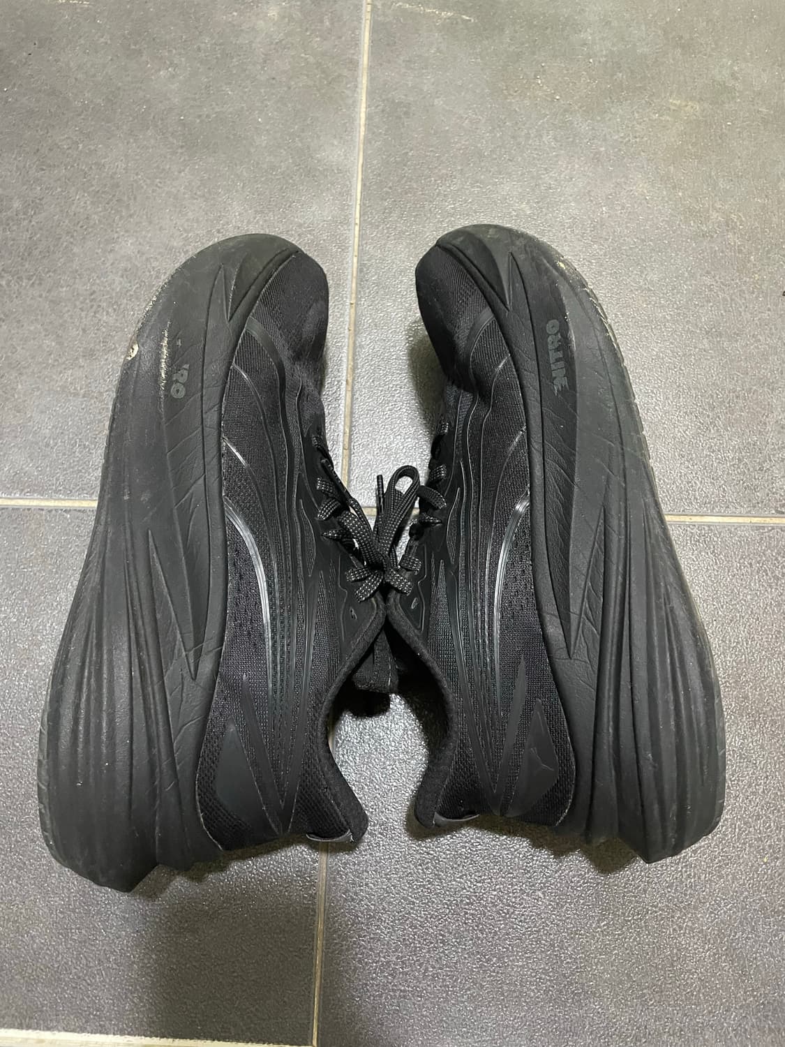 [255]푸마 매그맥스 나이트로2 상품이미지2