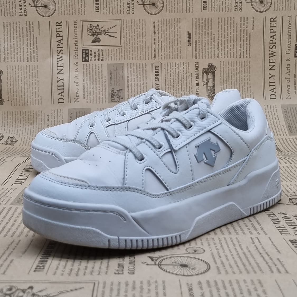 데상트 시티 클래식 운동화250 상품이미지1