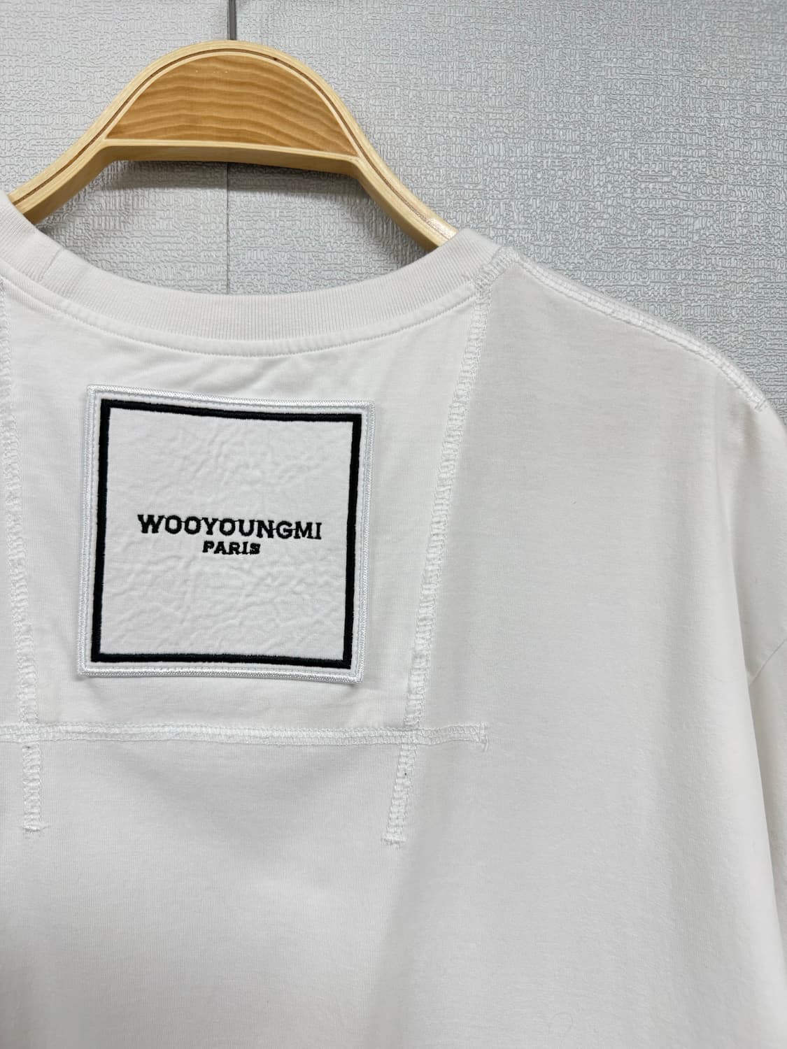 우영미 스퀘어 라벨 반팔 티셔츠 상품이미지4