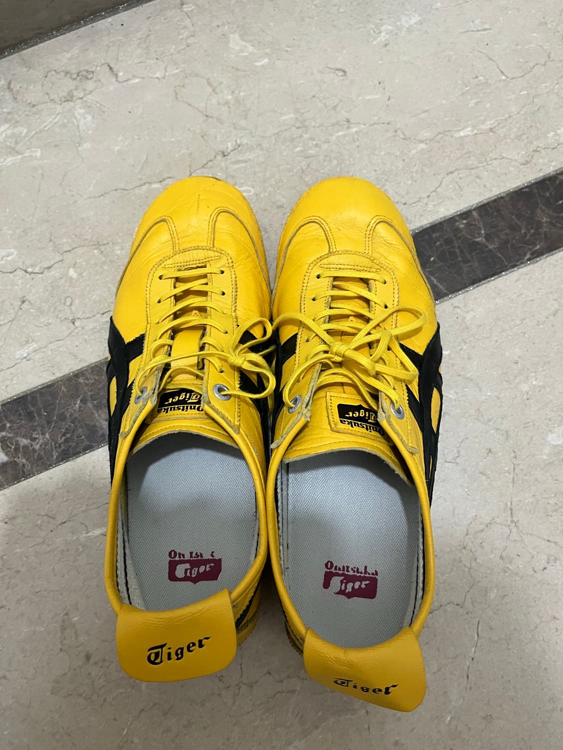 오니츠카 타이거 멕시코 66 SD 옐로우 블랙 260 상품이미지2