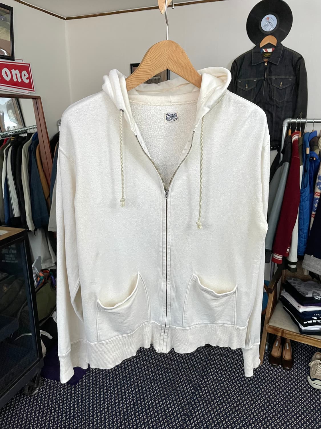 Tenderloin 상품이미지2