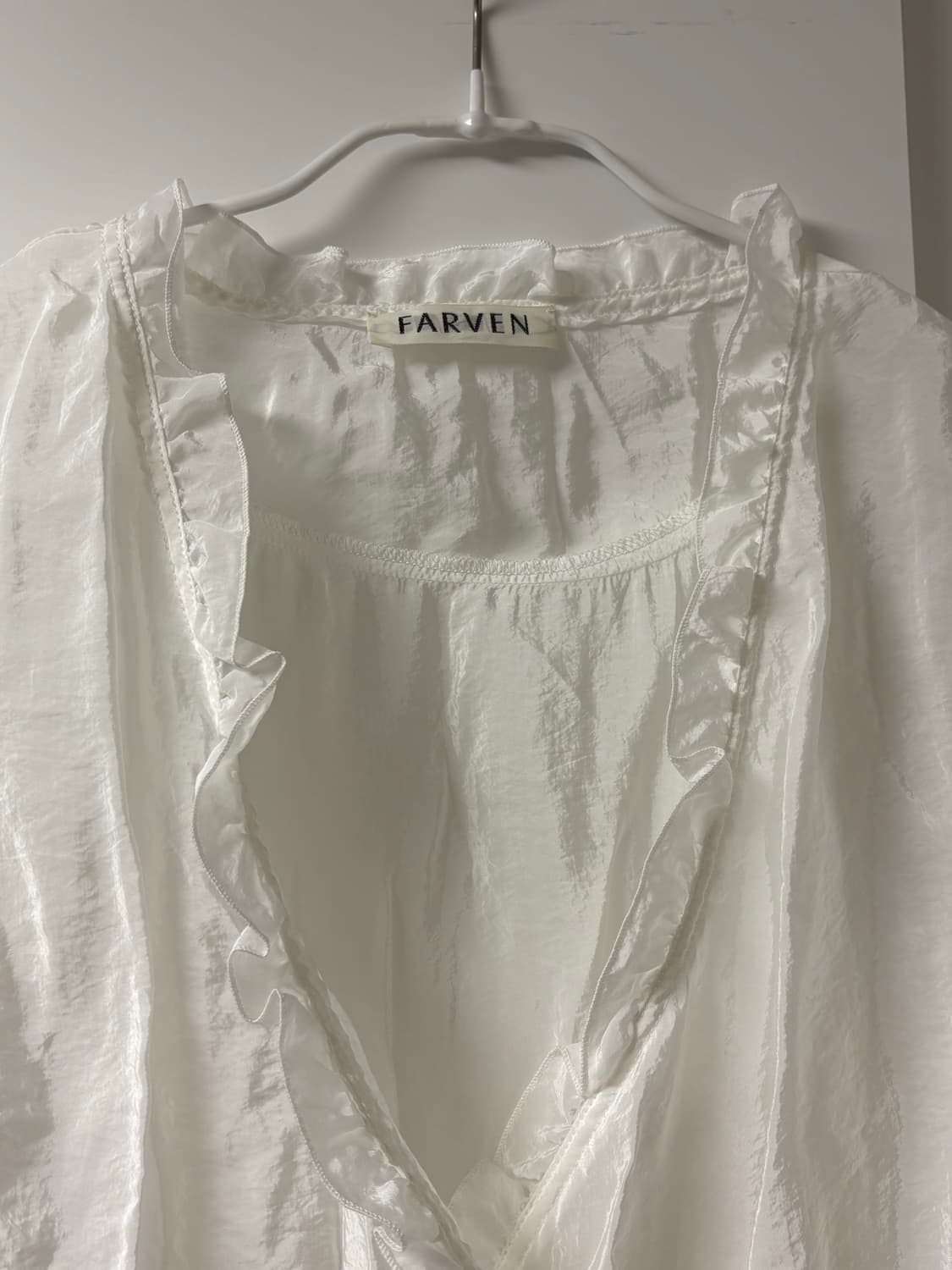 FARVEN 파르벵 화이트 원피스 상품이미지3