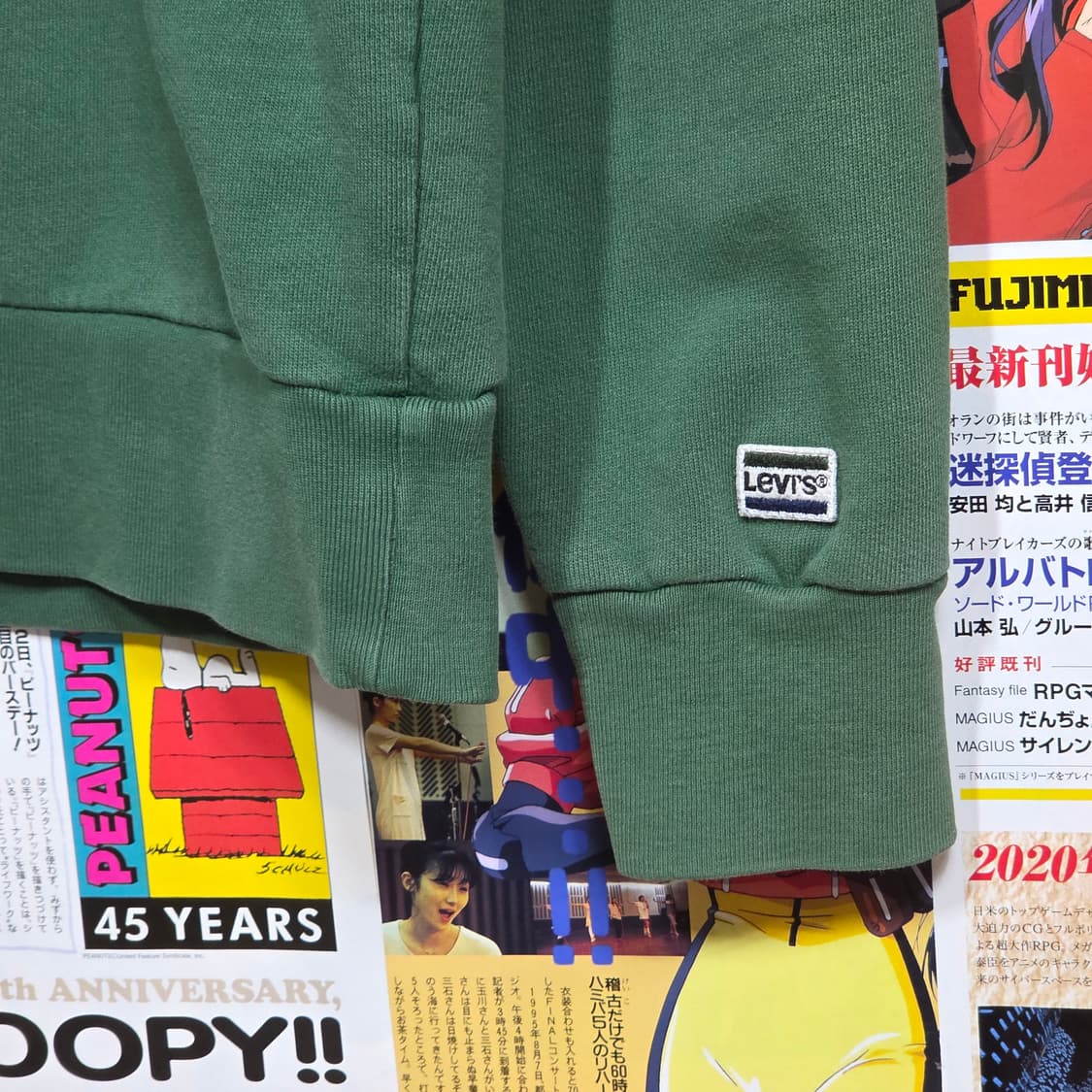 리바이스 네이비 그린 배색 빅로고 맨투맨 상품이미지3