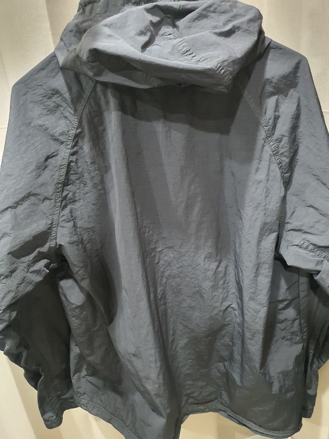 나이키 스톤맛윈드러너  상품이미지2