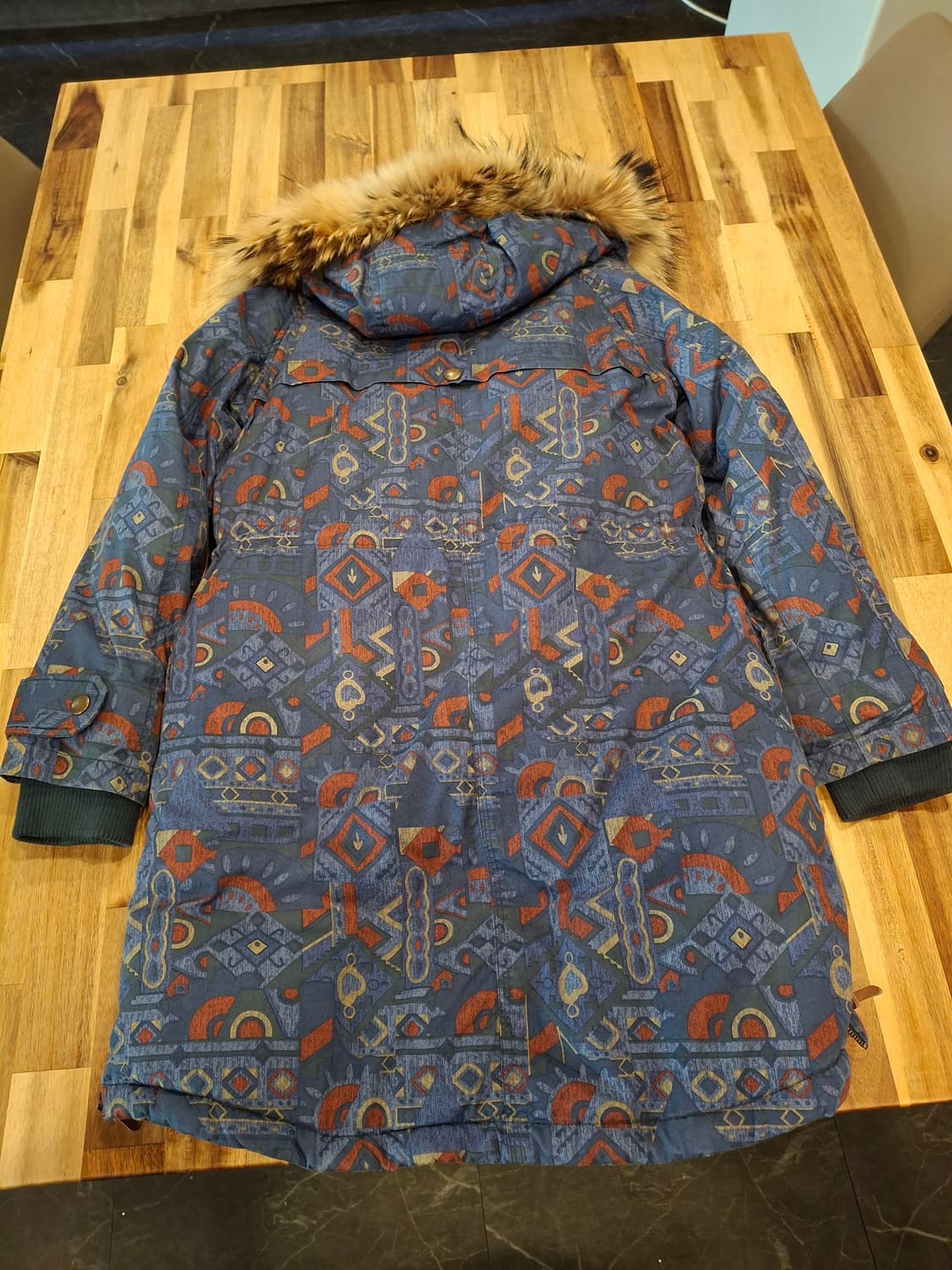 (마지막특가) 써스데이아일랜드 패턴 후드퍼 패딩 코트s 상품이미지8