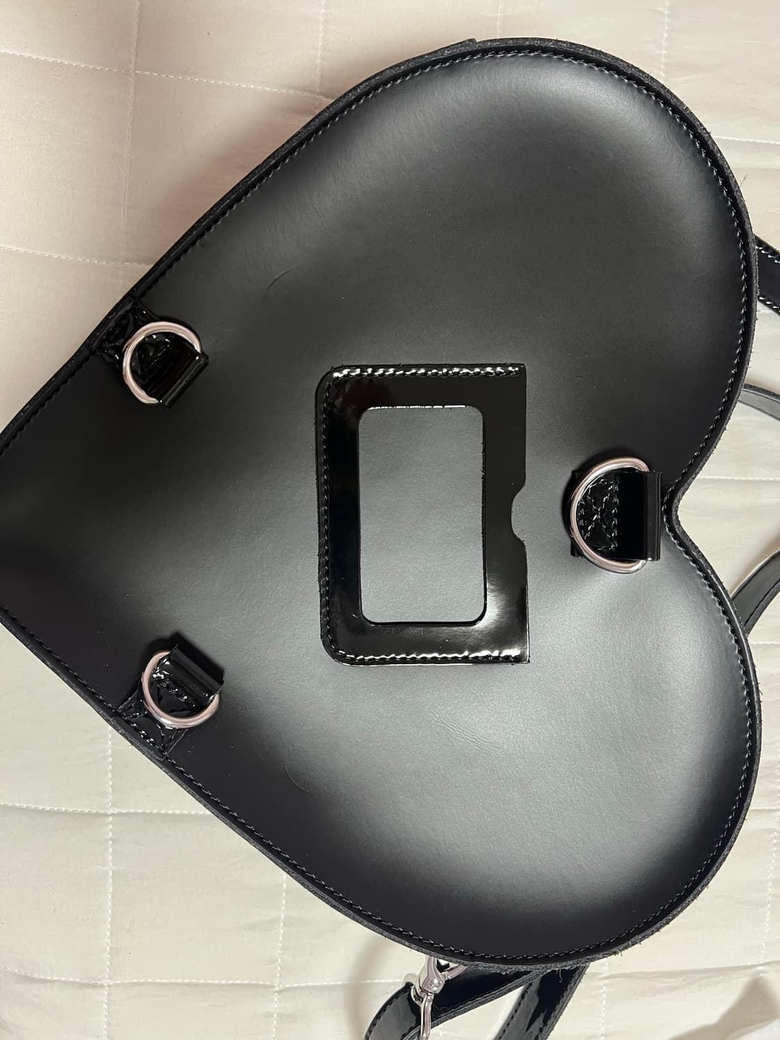 닥터마틴 하트백 크로스백 백팩 상품이미지2