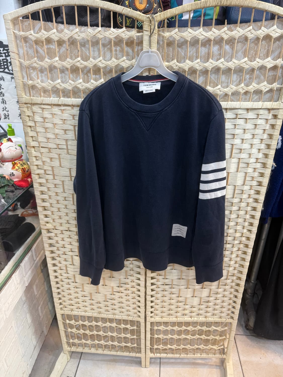 4/100 정품 톰브라운 사선 맨투맨 팝니다 상품이미지1