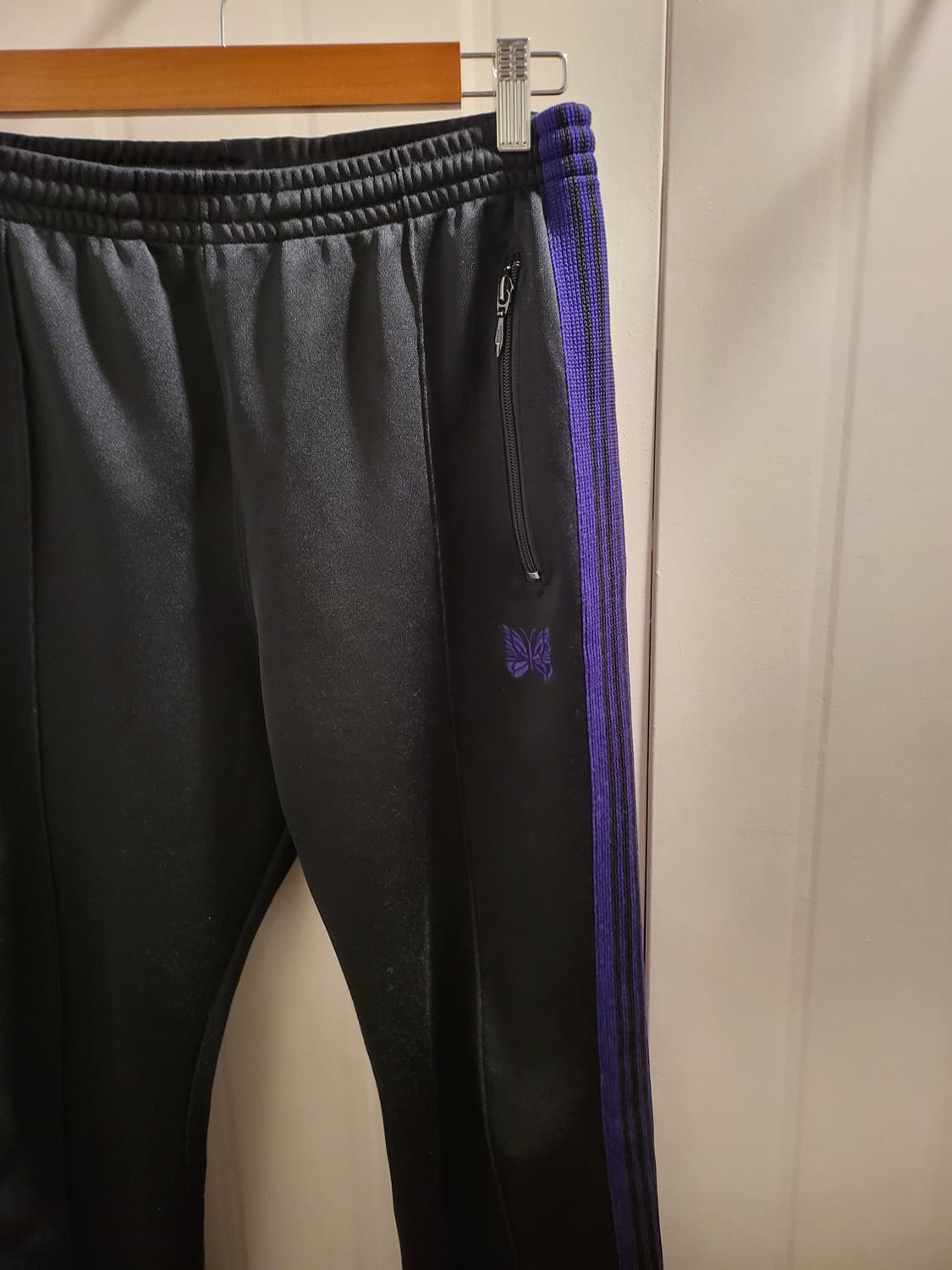 [S]니들스 트랙 팬츠  블랙/퍼플 상품이미지1