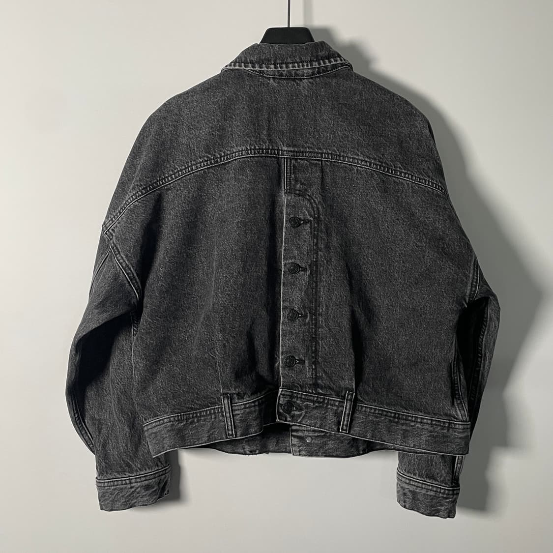 디젤 버튼 흑청 데님자켓 (on.29)   상품이미지2