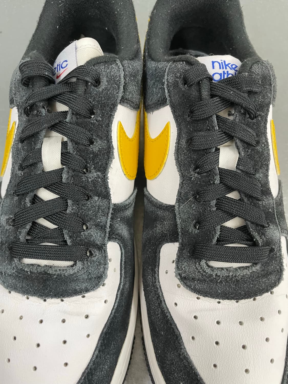 나이키 에어포스1 LV8 블랙 다크 설퍼 240 (gr-4220) 상품이미지7