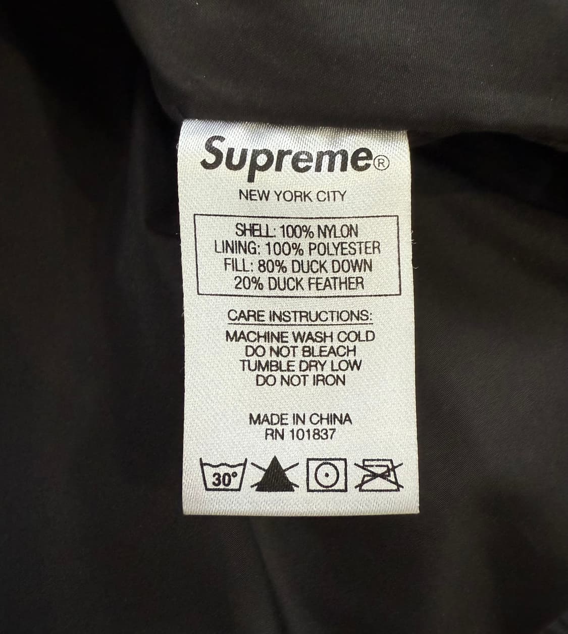 슈프림 X 언더커버 X 퍼블릭 에너미 18ss 패딩점퍼 상품이미지10