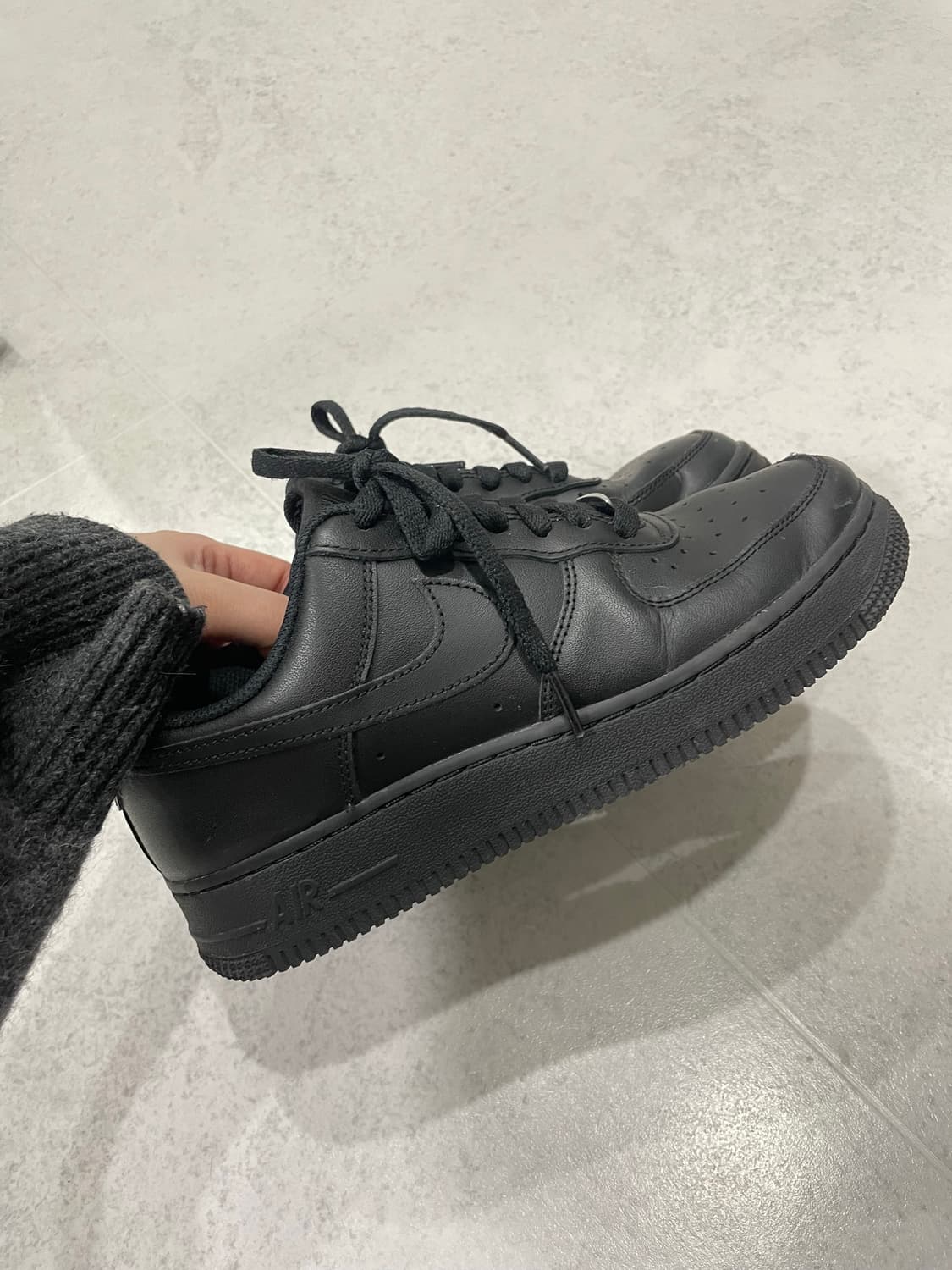 나이키 W 에어포스1 올블랙 240 상품이미지1