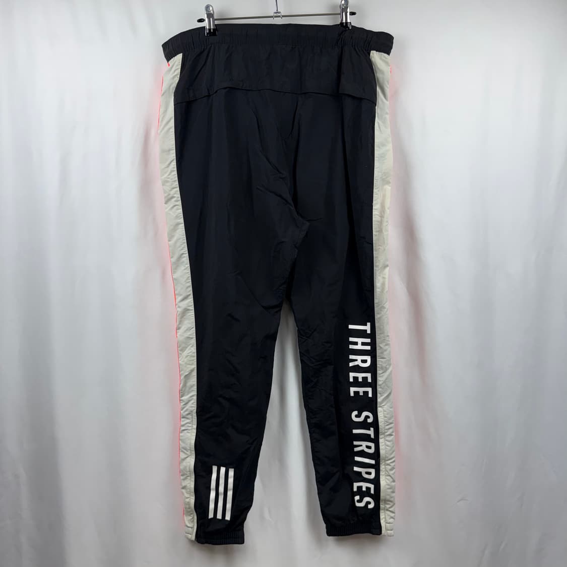 (L) 아디다스 사이드테잎 우븐 조거 팬츠 블랙 상품이미지4
