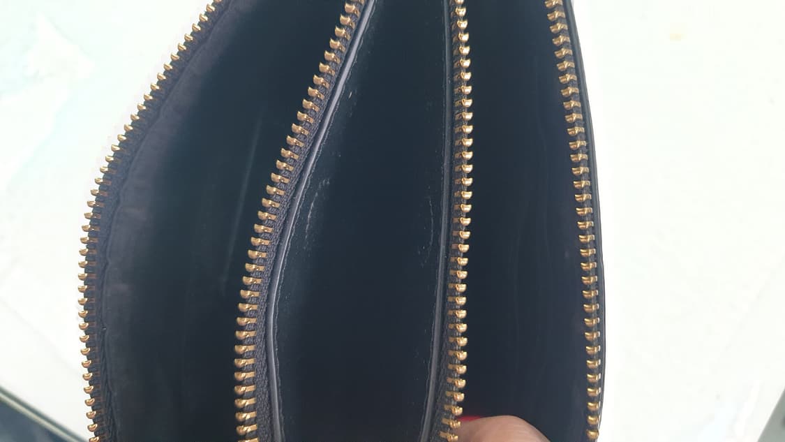 코치 블랙 가죽 크로스백 상품이미지6