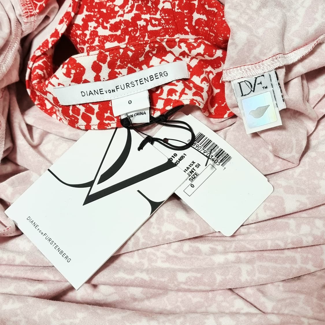DVF 다이앤본퍼스텐버그 실크100% 랩원피스 (표기0) 택달린 새상품 상품이미지7
