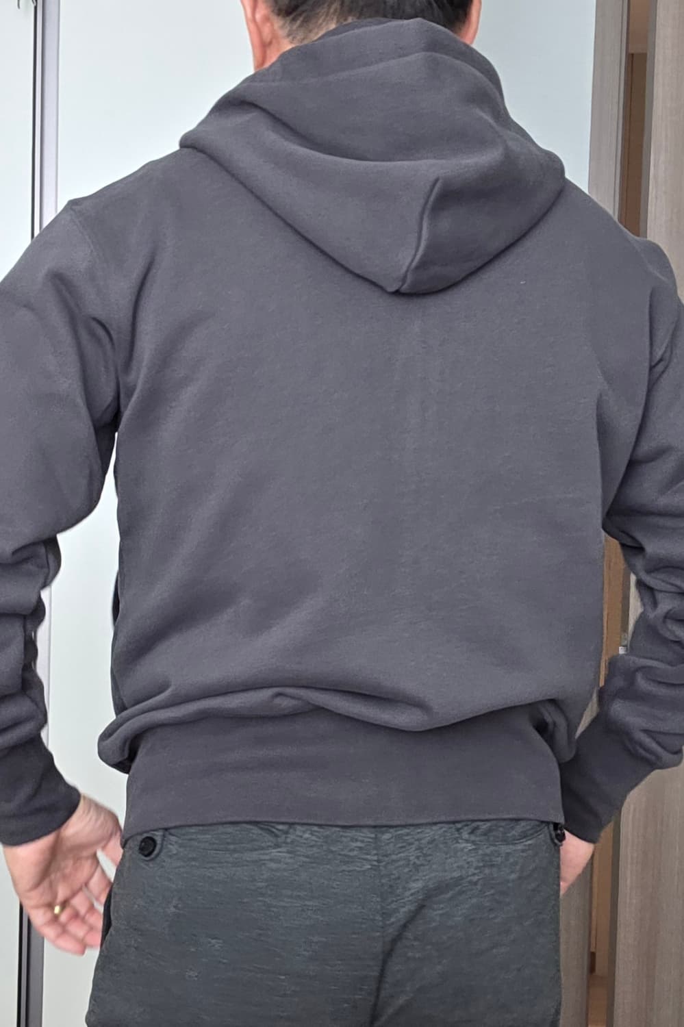 브론슨(BRONSON) 2Way Zip-Up 후드티 다크 그레이 (L) 상품이미지8