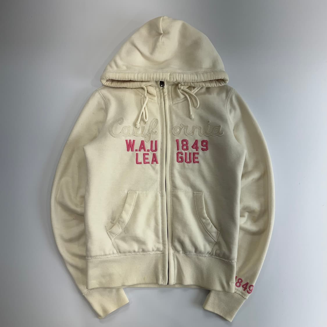 Who A U 후아유 캘리포니아 레터링 아이보리 후드집업 상품이미지3