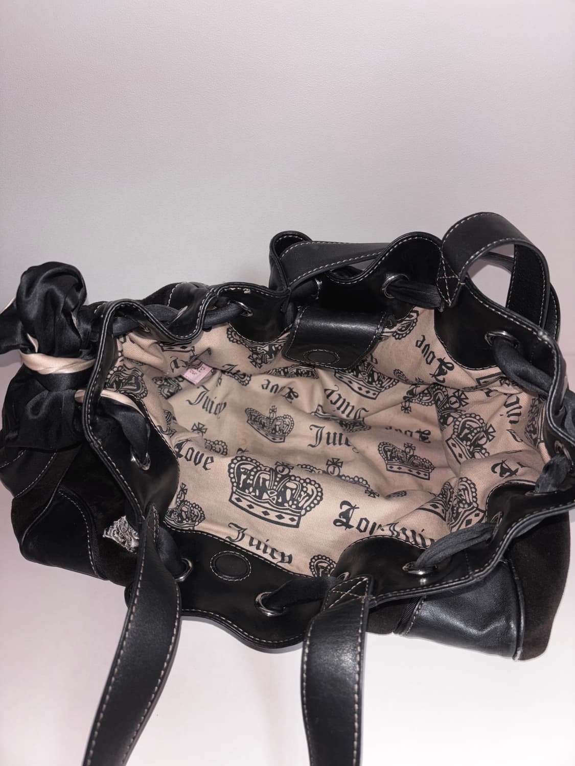 쥬시꾸뛰르 2000s 데이드리머 블랙 브라운 벨벳 토트백 숄더백 백 상품이미지6