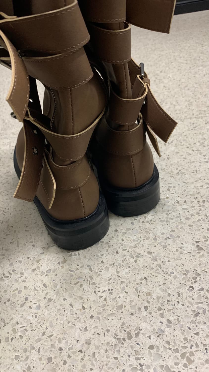 브라운 240 버클 롱부츠 상품이미지4