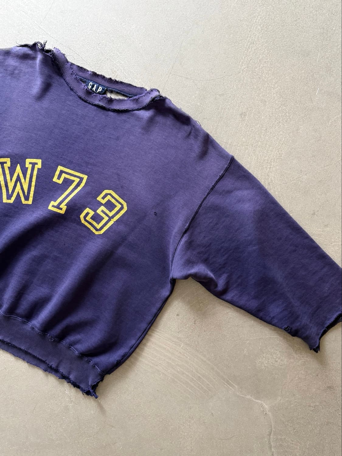90s Old GAP W73 Distressed Sweatshirts  상품이미지10