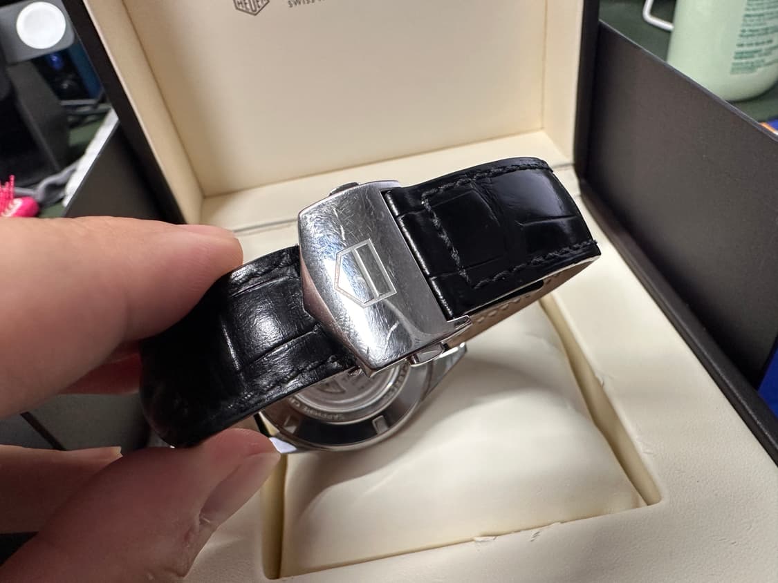 태그호이어 까레라 칼리버 16 오토매틱41mm 상품이미지5