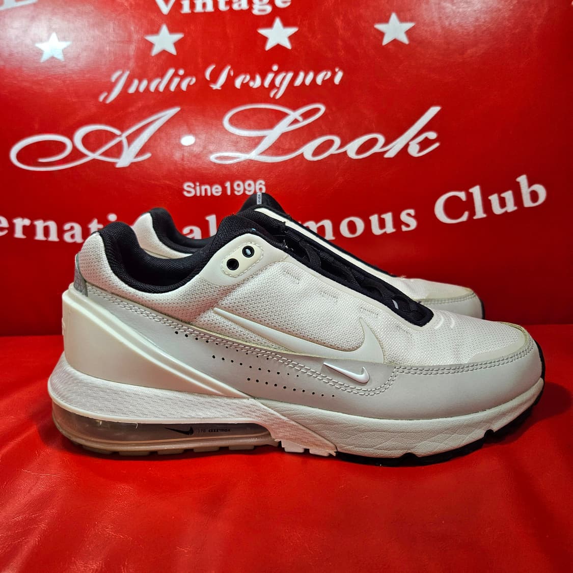 나이키(Nike) 에어맥스 펄스 270size 상품이미지4