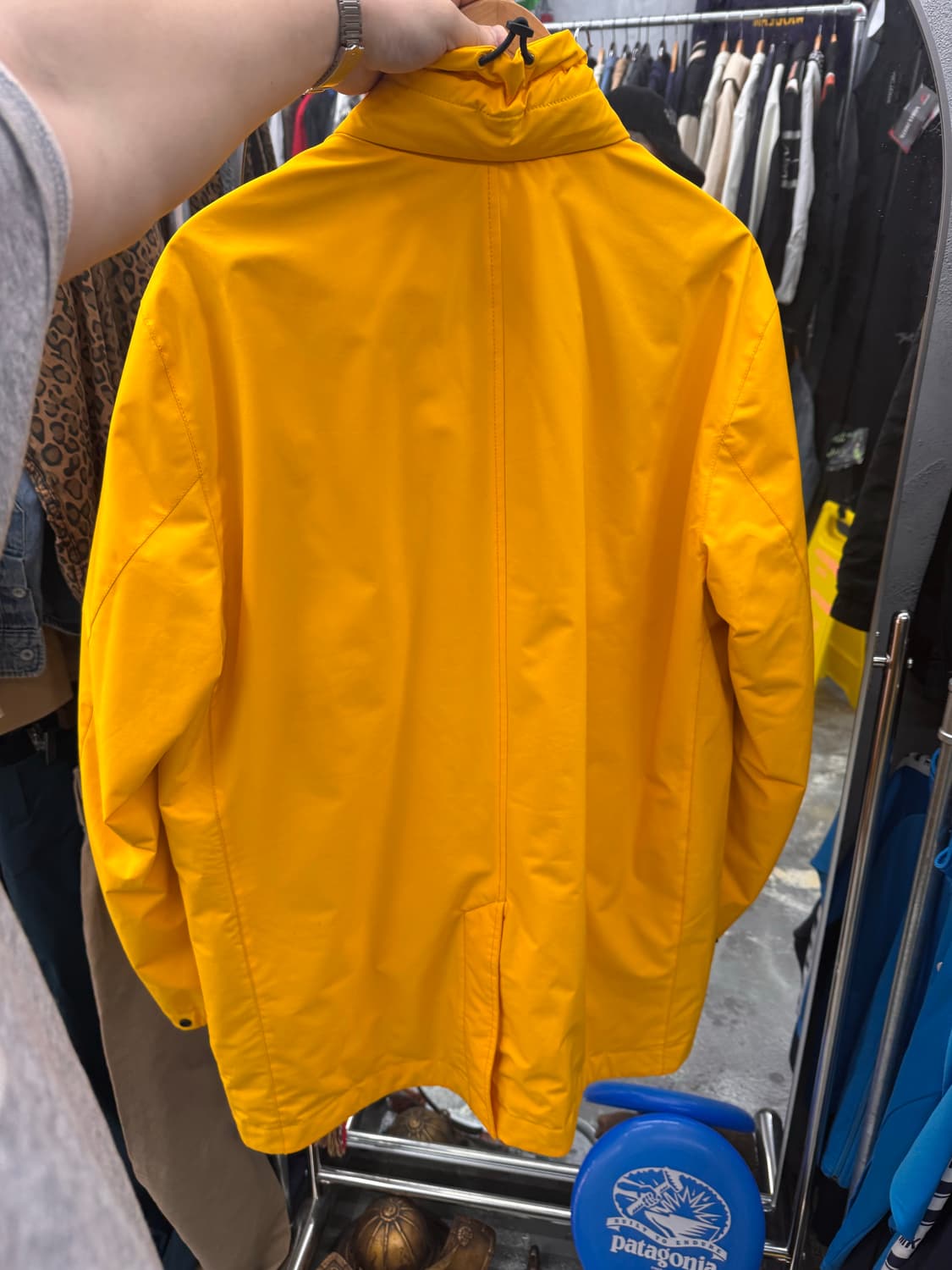 신세계 정품) 스톤아일랜드 소프트쉘 후드 자켓  상품이미지4