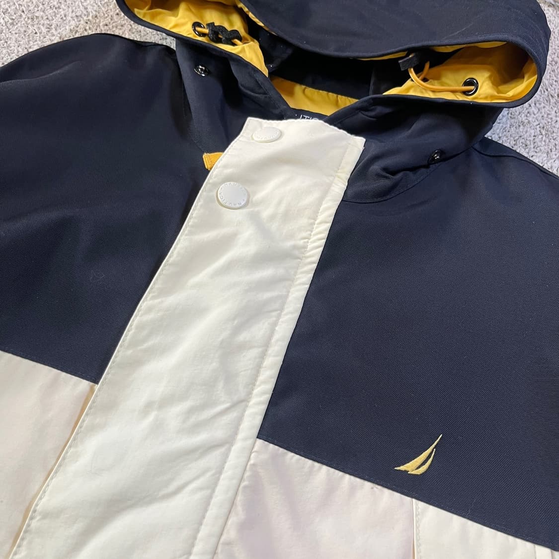 올드스쿨 노티카 배색 우븐 자켓 상품이미지2