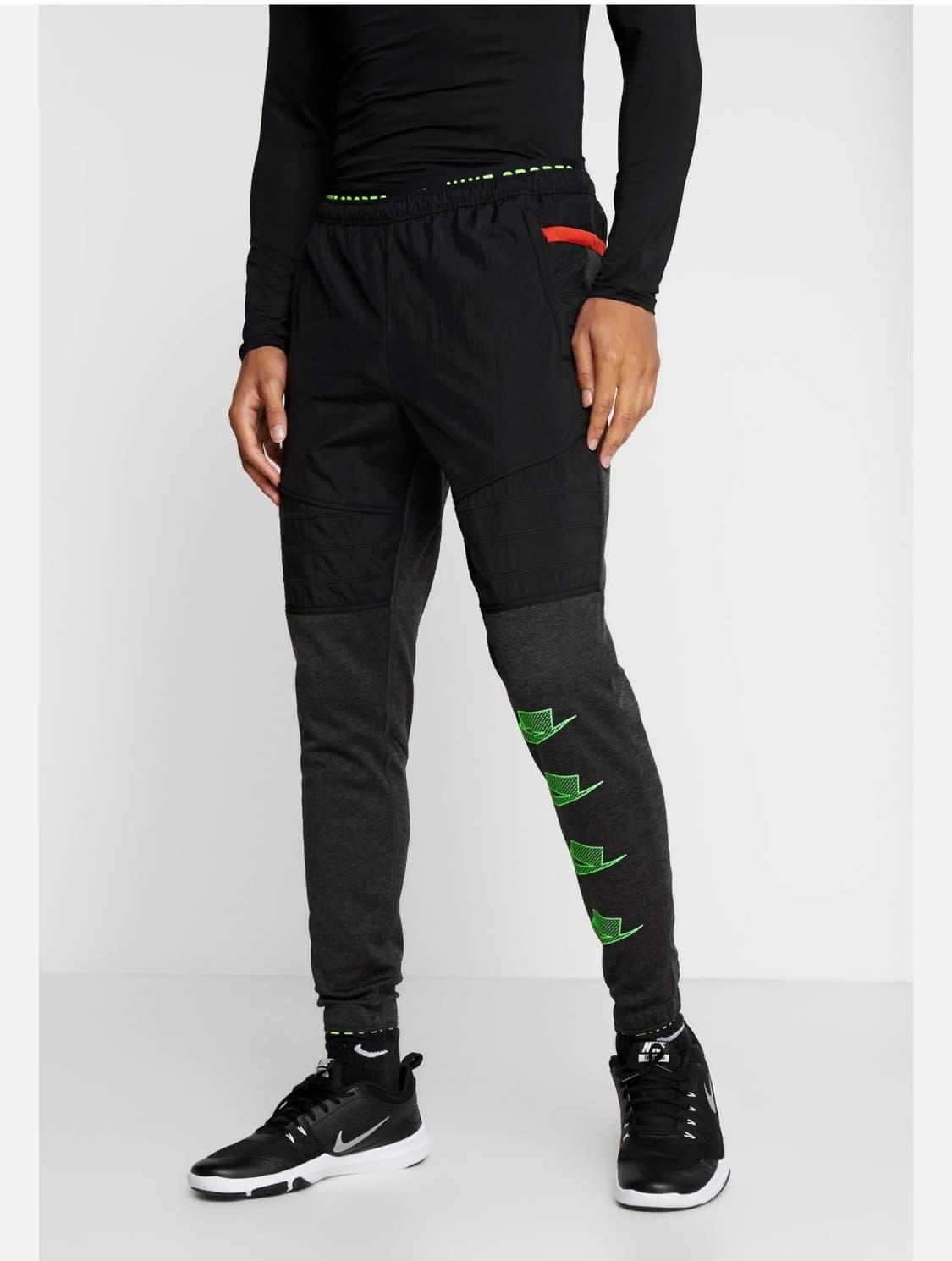 나이키 써마 조거팬츠 상품이미지8