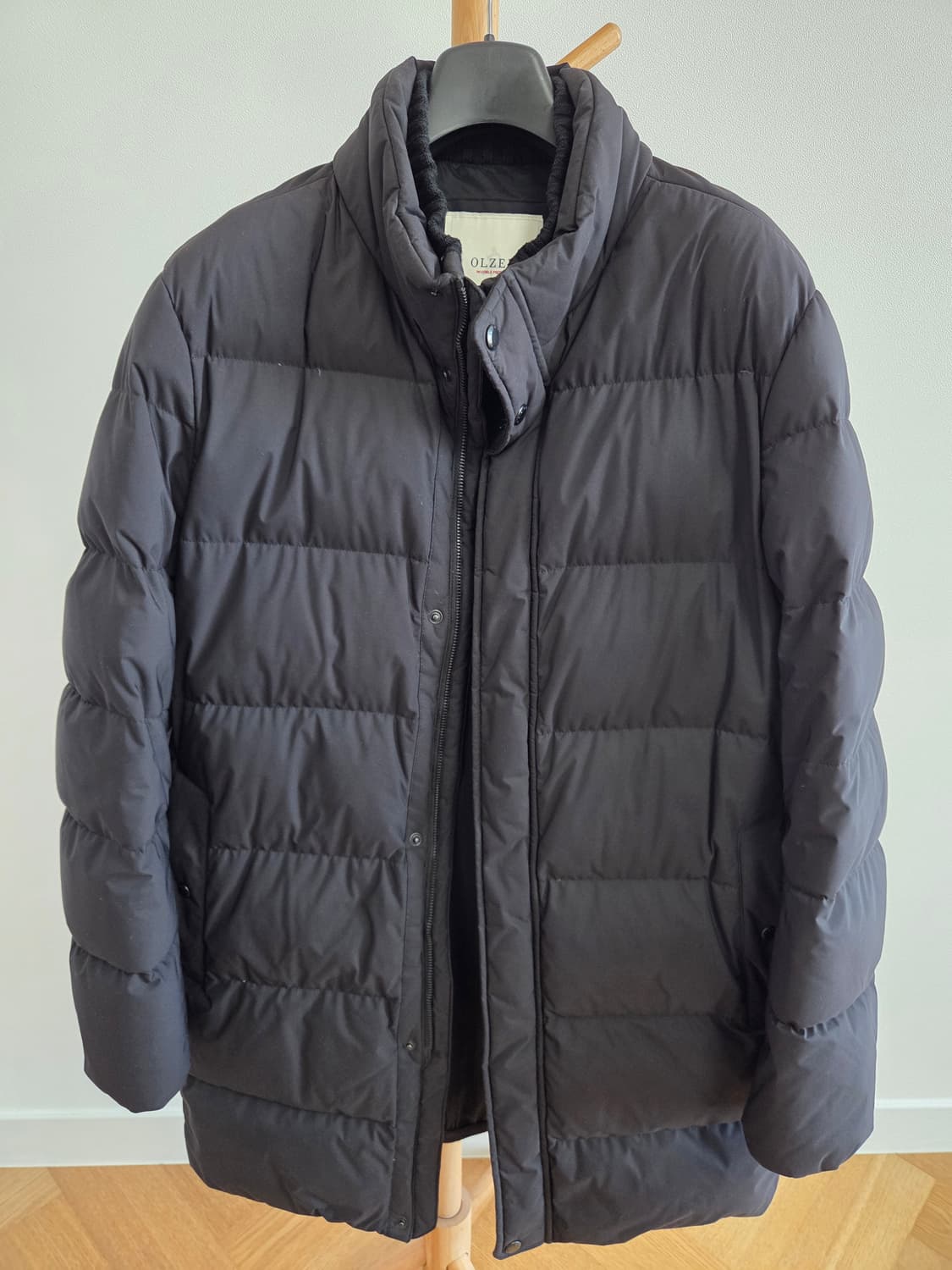 올젠 구스다운 블랙 패딩코트 100 상품이미지1