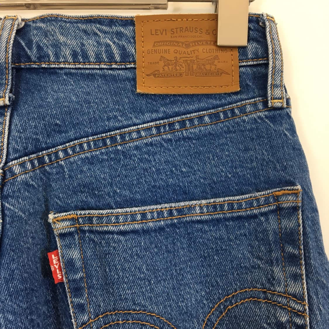 리바이스 프리미엄빅E탭 립케이지 스트레이트 앵클데님 27 인치  상품이미지4