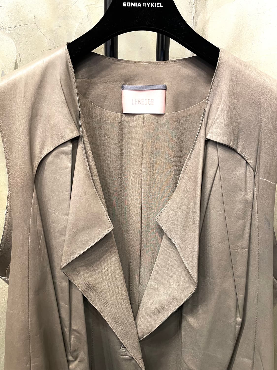 르베이지 아주 얇은 양가죽 베스트 66 상품이미지3