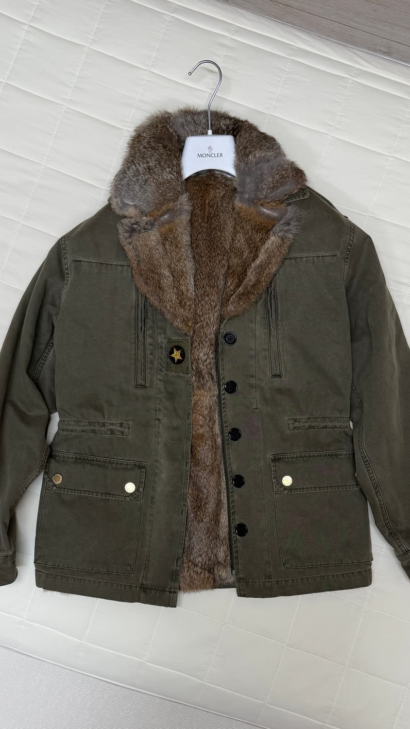 자딕 앤 볼테르 밀리터리 리얼 토끼퍼 자켓 상품이미지1