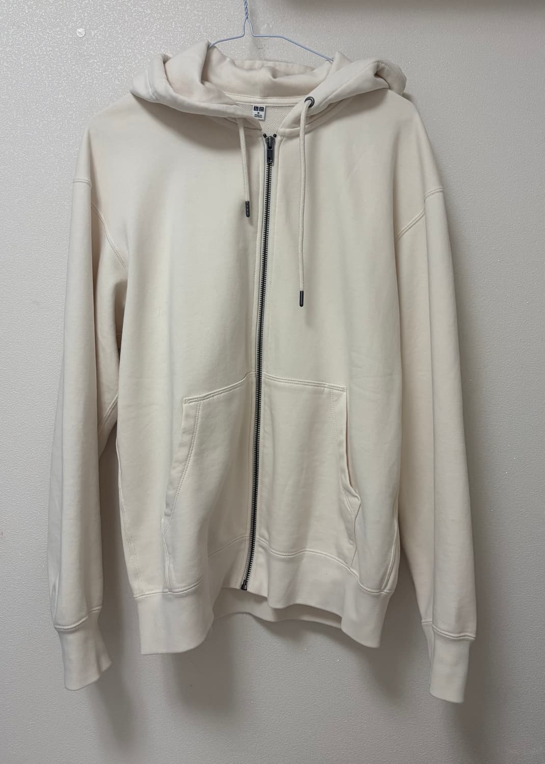 유니클로 아이보리 후드집업 스웨트풀집파카 상품이미지1