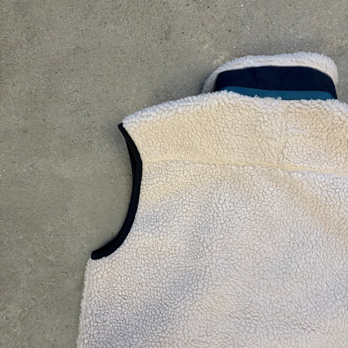 파타고니아 내츄럴/네이비 클래식 레트로 X 베스트 상품이미지5