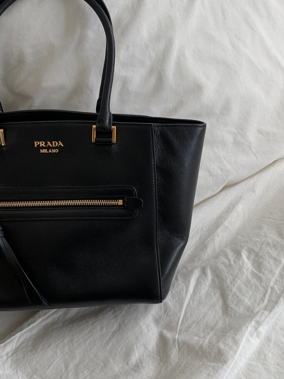 프라다 레더 숄더 토트백 상품이미지4
