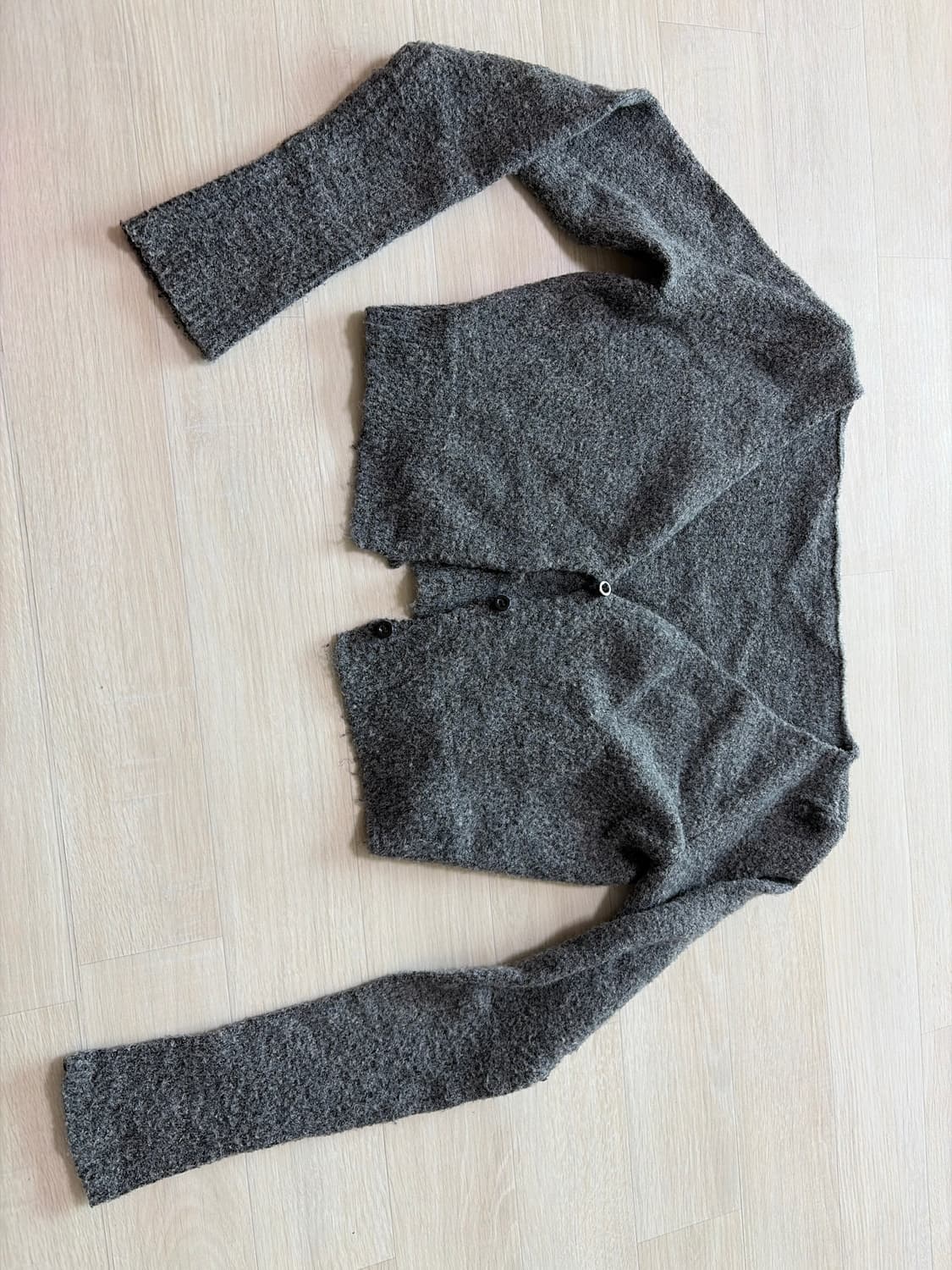 앙고라 크롭 가디건 상품이미지1